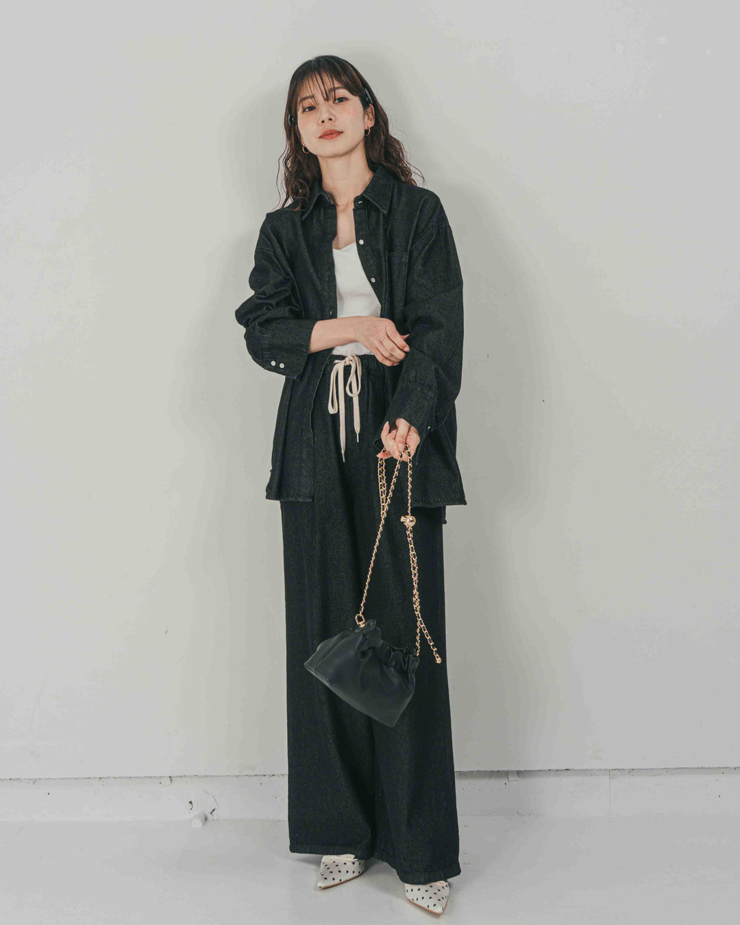 ［SET］Airy Denim オーバーシャツ + Airy Denim ワイドパンツ（2SET）