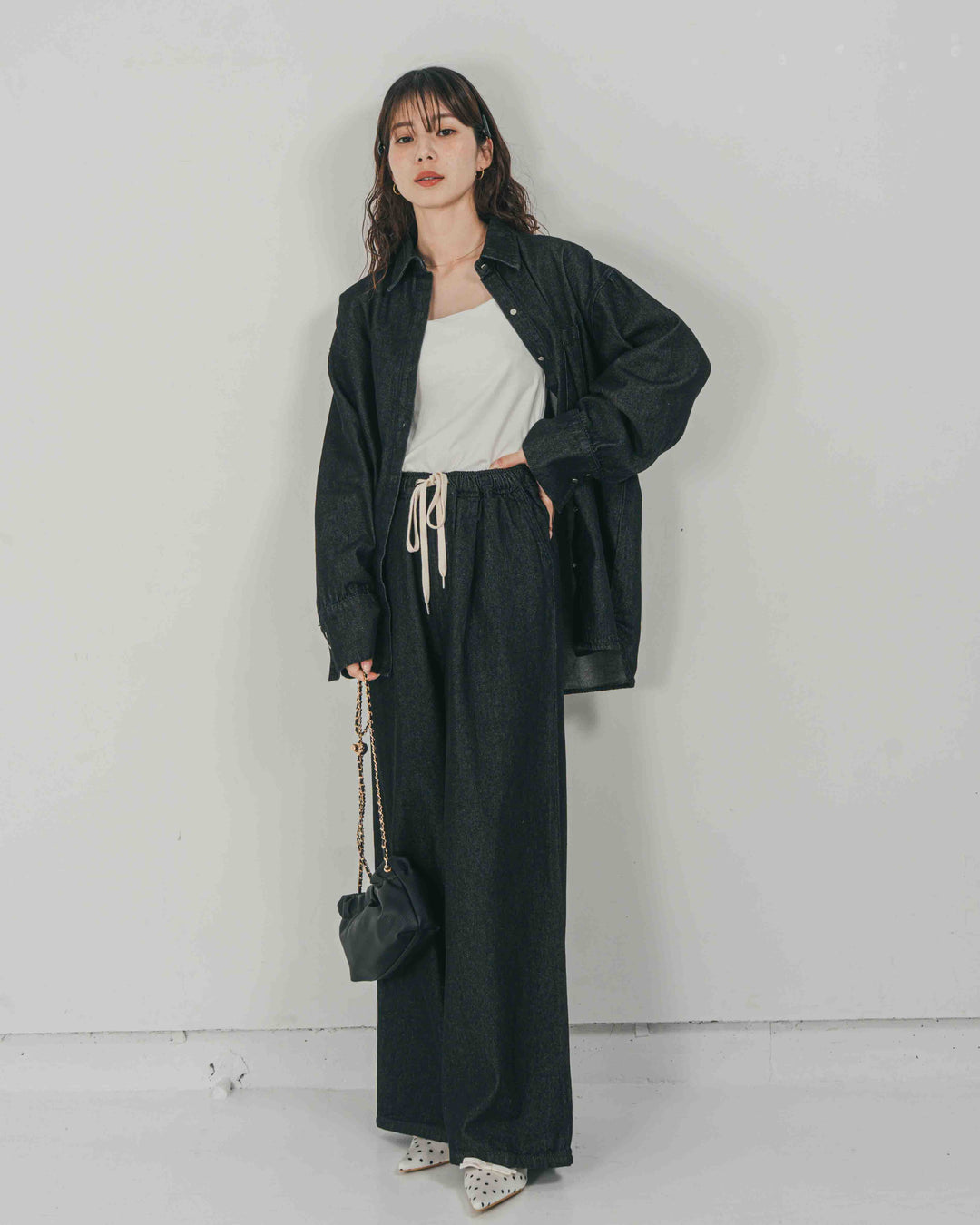 ［SET］Airy Denim オーバーシャツ + Airy Denim ワイドパンツ（2SET）