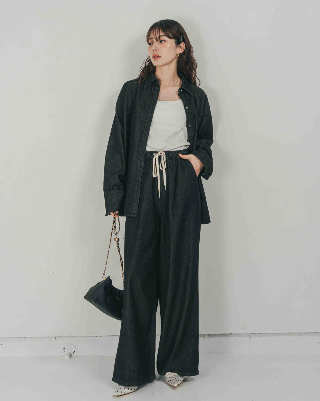 ［SET］Airy Denim オーバーシャツ + Airy Denim ワイドパンツ（2SET）