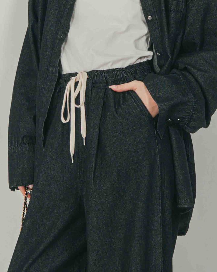 ［SET］Airy Denim オーバーシャツ + Airy Denim ワイドパンツ（2SET）