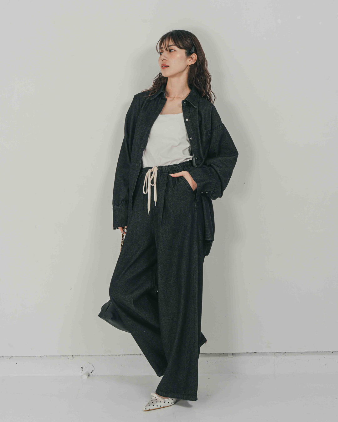 ［SET］Airy Denim オーバーシャツ + Airy Denim ワイドパンツ（2SET）