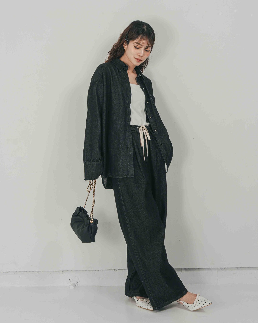［SET］Airy Denim オーバーシャツ + Airy Denim ワイドパンツ（2SET）