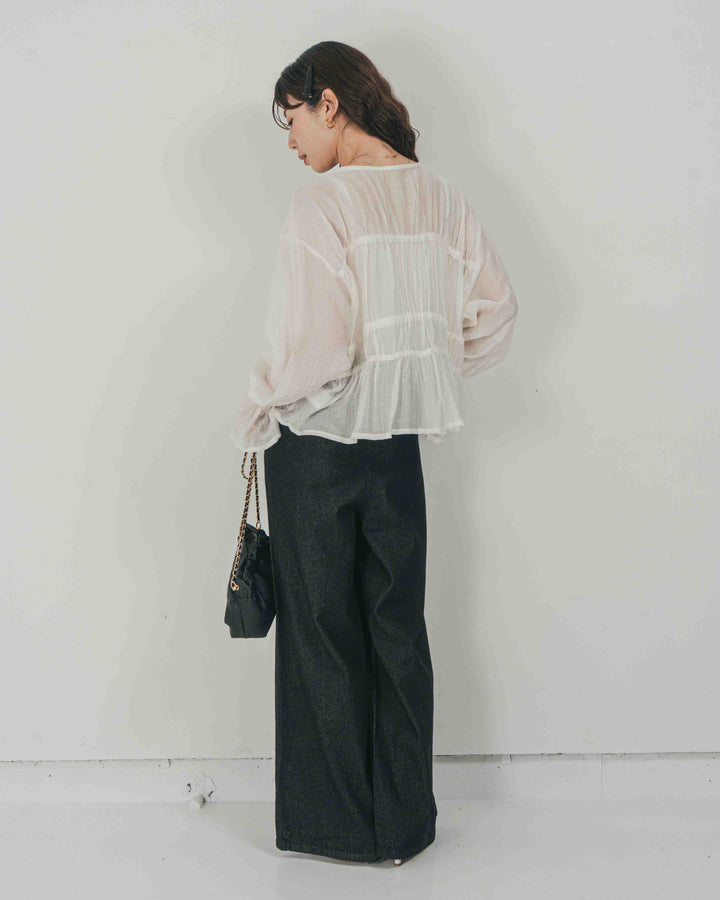 ［SET］Soft シャーリングブラウス + Airy Denim ワイドパンツ（2SET）