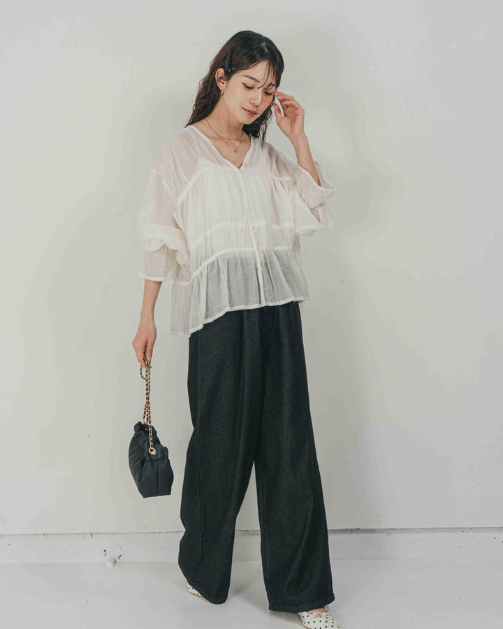 ［SET］Soft シャーリングブラウス + Airy Denim ワイドパンツ（2SET）