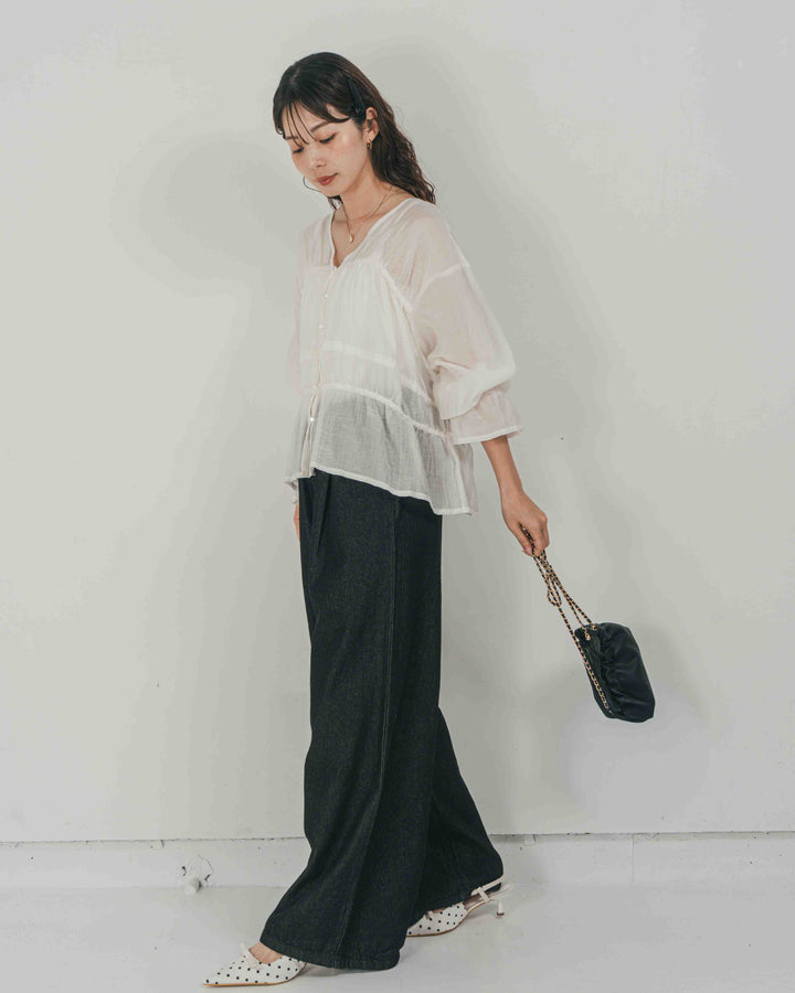 ［SET］Soft シャーリングブラウス + Airy Denim ワイドパンツ（2SET）
