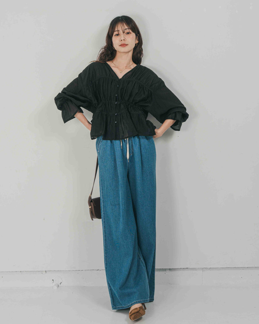 ［SET］Soft シャーリングブラウス + Airy Denim ワイドパンツ（2SET）