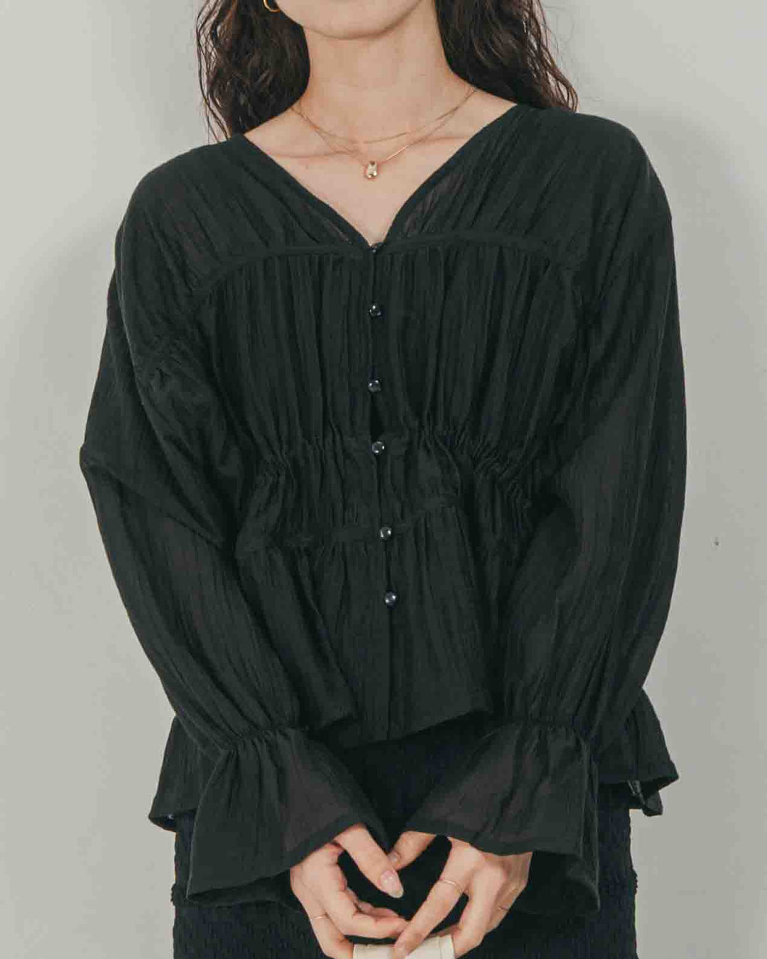 Soft シャーリングブラウス