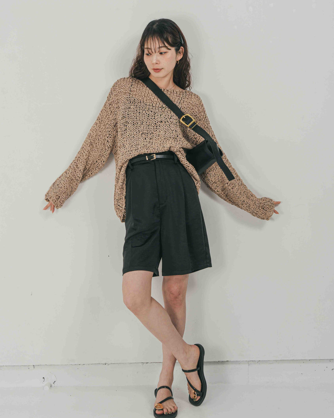 ［SET］エアリールーズオーバーニット + Vintageサテン　ハーフパンツ（2SET）