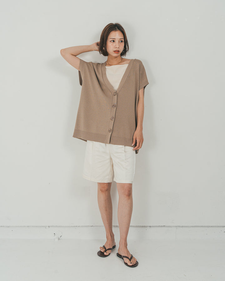 ［SET］VネックRelaxニットベスト + Vintageサテン　ハーフパンツ（2SET）