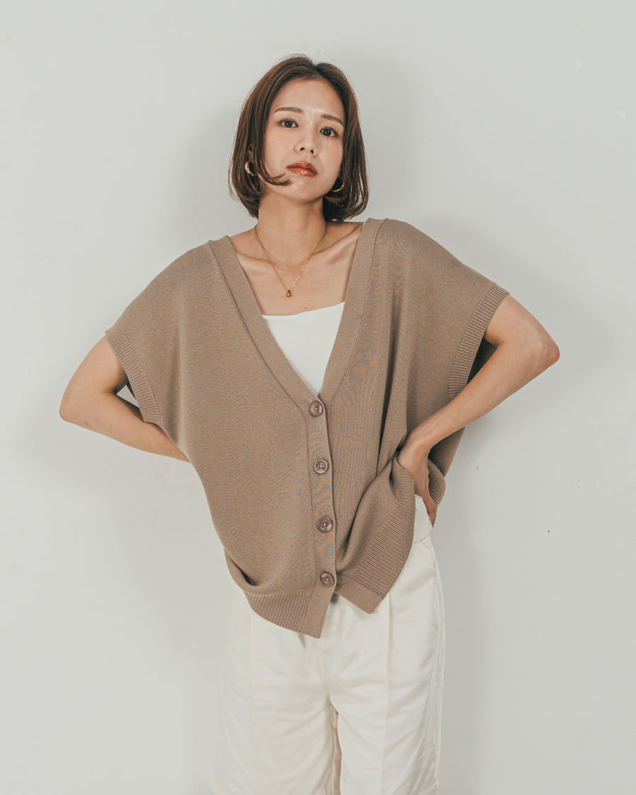 ［SET］VネックRelaxニットベスト + Vintageサテン　ハーフパンツ（2SET）