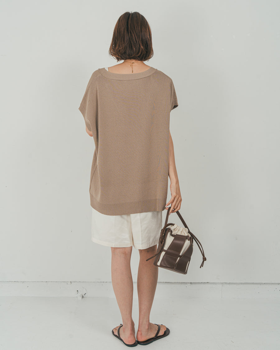 ［SET］VネックRelaxニットベスト + Vintageサテン　ハーフパンツ（2SET）