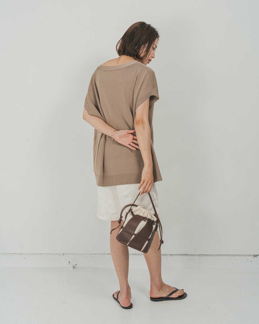 ［SET］VネックRelaxニットベスト + Vintageサテン　ハーフパンツ（2SET）