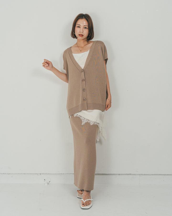 ［SET］VネックRelaxニットベスト + サテンアシメ レースキャミ + Relax Knit ストレートスカート（3SET）