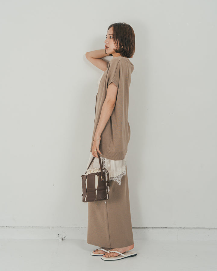 ［SET］VネックRelaxニットベスト + サテンアシメ レースキャミ + Relax Knit ストレートスカート（3SET）