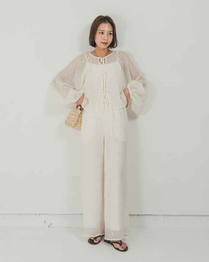 ［SET］フロントリボン刺繍 Veilブラウス + 刺繍 Veilロングパンツ（2SET）