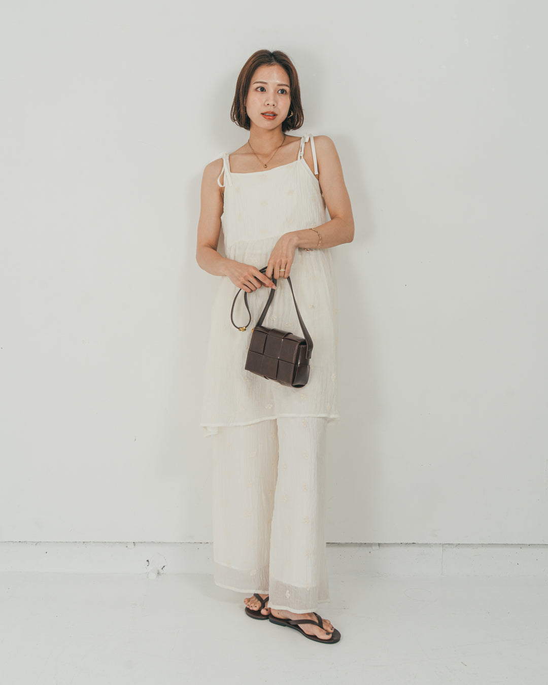 ［SET］ショルダーリボン刺繍Veilキャミ + 刺繍 Veilロングパンツ（2SET）