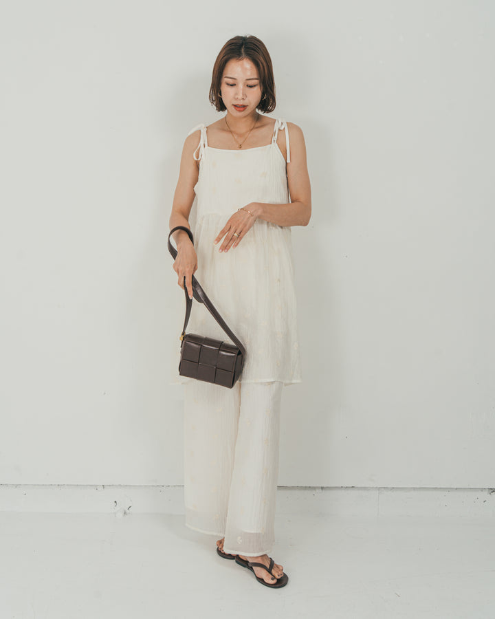 ［SET］ショルダーリボン刺繍Veilキャミ + 刺繍 Veilロングパンツ（2SET）