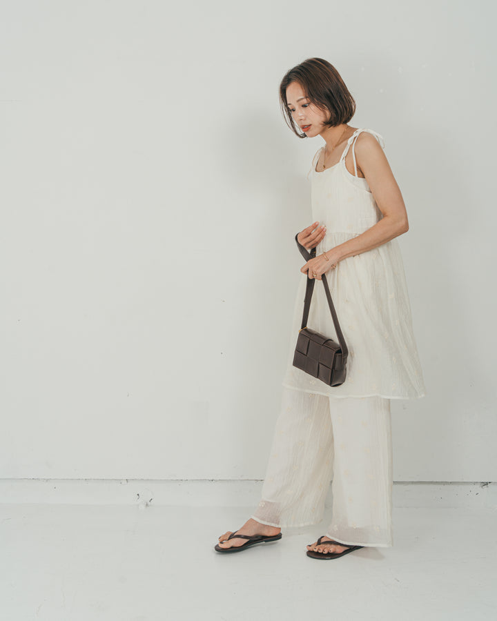 ［SET］ショルダーリボン刺繍Veilキャミ + 刺繍 Veilロングパンツ（2SET）