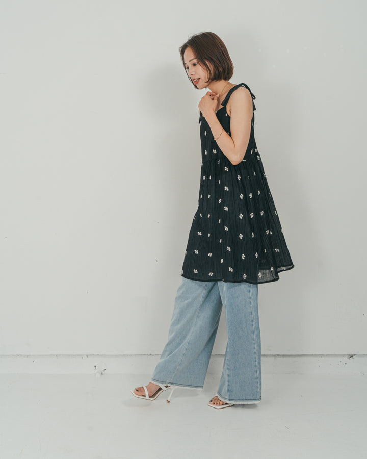 ［SET］ショルダーリボン刺繍Veilキャミ + 10oz ニュアンスバイカラー リラックスワイドデニム（2SET）