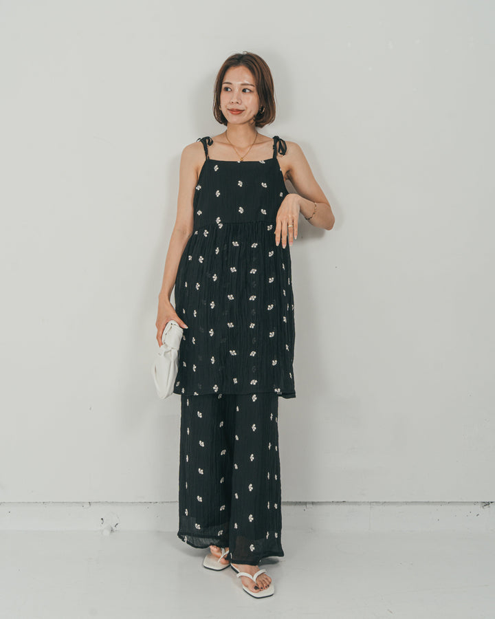 ［SET］ショルダーリボン刺繍Veilキャミ + 刺繍 Veilロングパンツ（2SET）