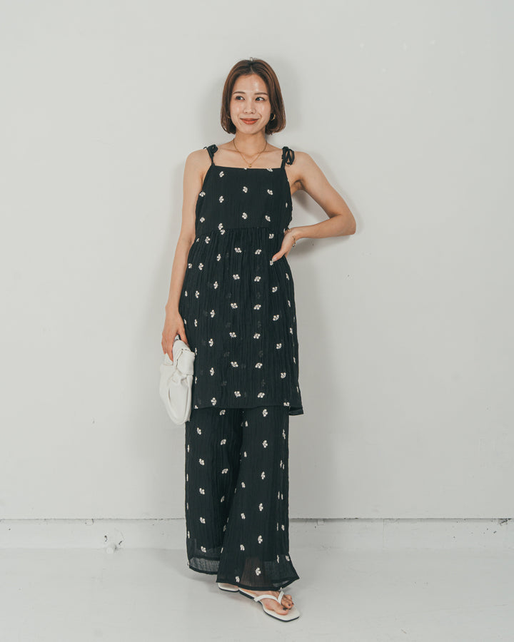 ［SET］ショルダーリボン刺繍Veilキャミ + 刺繍 Veilロングパンツ（2SET）