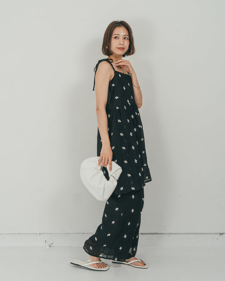 ［SET］ショルダーリボン刺繍Veilキャミ + 刺繍 Veilロングパンツ（2SET）