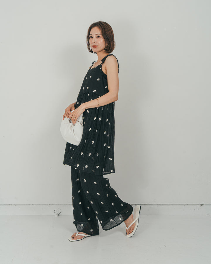 ［SET］ショルダーリボン刺繍Veilキャミ + 刺繍 Veilロングパンツ（2SET）
