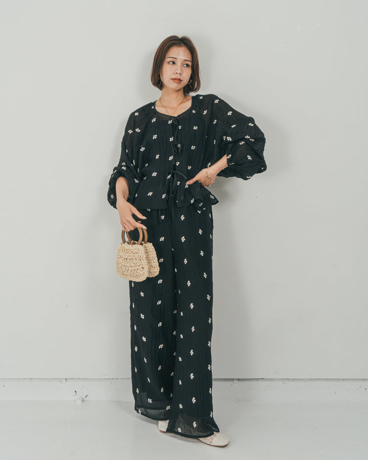 ［SET］フロントリボン刺繍 Veilブラウス + 刺繍 Veilロングパンツ（2SET）