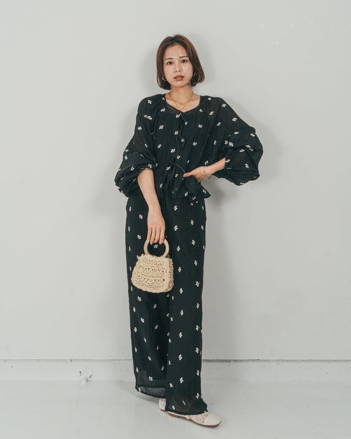 ［SET］フロントリボン刺繍 Veilブラウス + 刺繍 Veilロングパンツ（2SET）