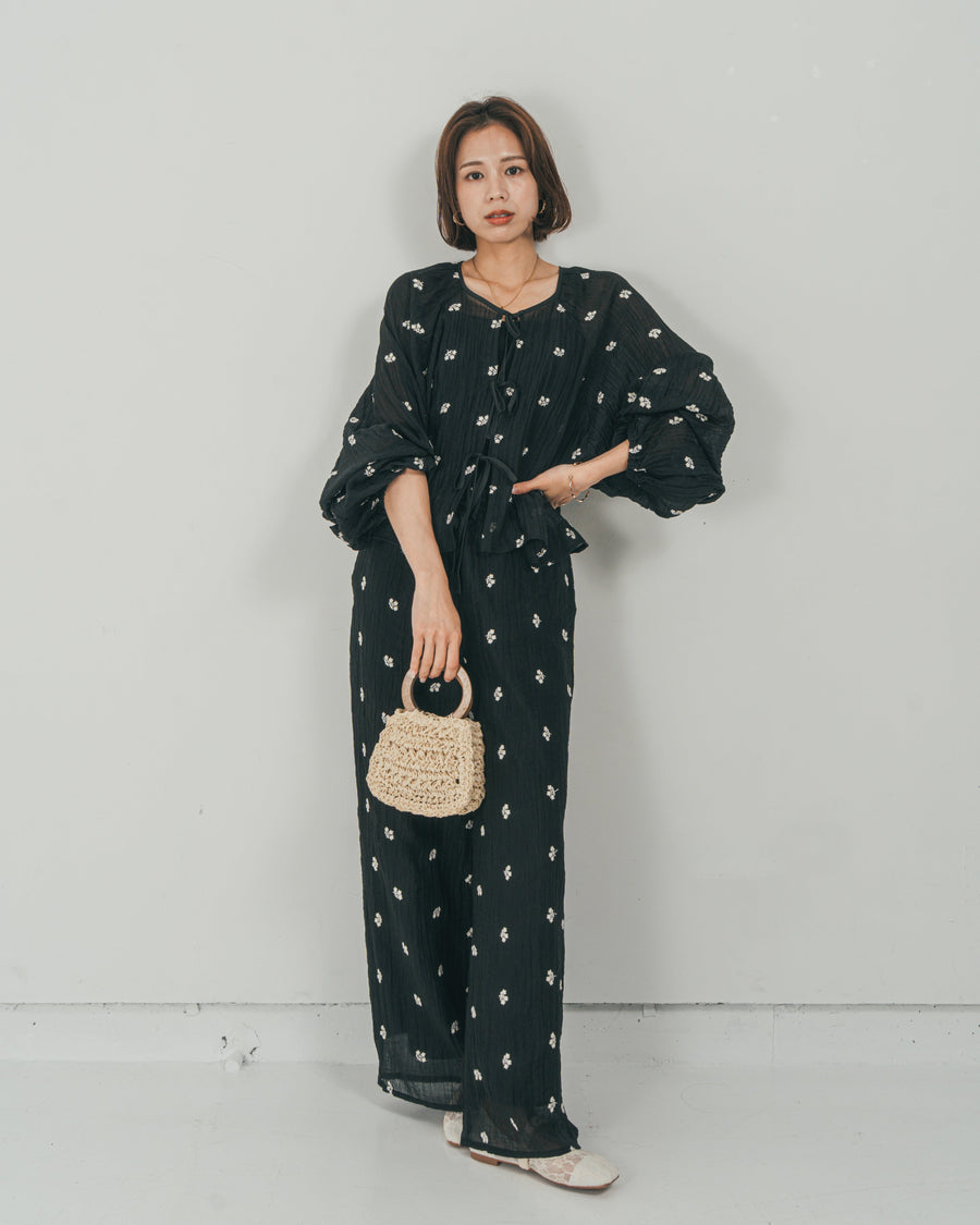 ［SET］フロントリボン刺繍 Veilブラウス + 刺繍 Veilロングパンツ（2SET）