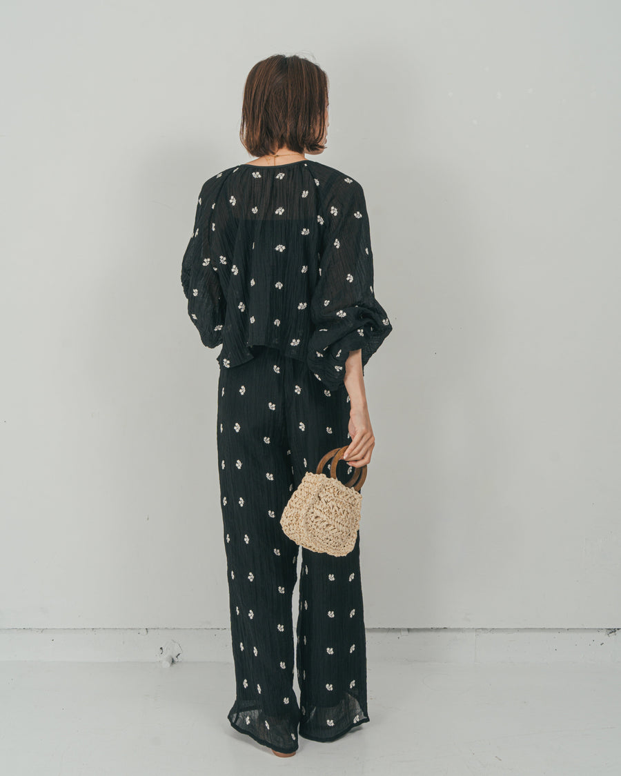 ［SET］フロントリボン刺繍 Veilブラウス + 刺繍 Veilロングパンツ（2SET）