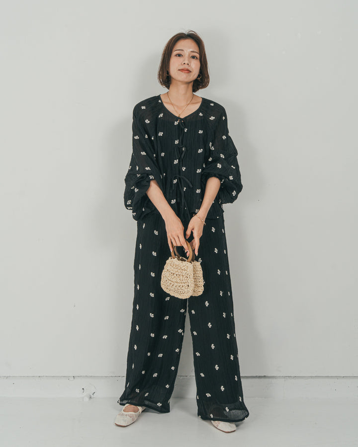 ［SET］フロントリボン刺繍 Veilブラウス + 刺繍 Veilロングパンツ（2SET）