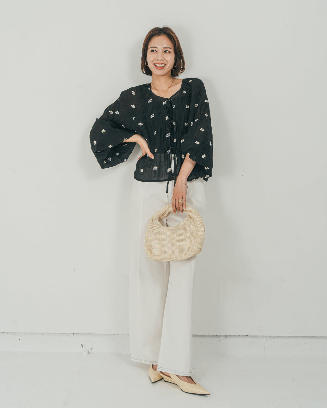 ［SET］フロントリボン刺繍 Veilブラウス + 10oz ニュアンスバイカラー リラックスワイドデニム（2SET）