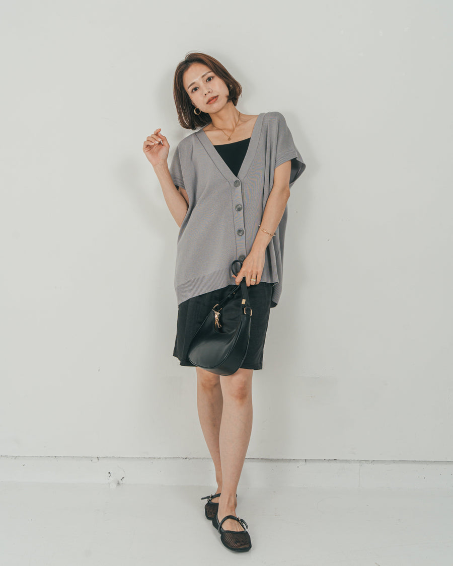 ［SET］VネックRelaxニットベスト + Vintageサテン　ハーフパンツ（2SET）