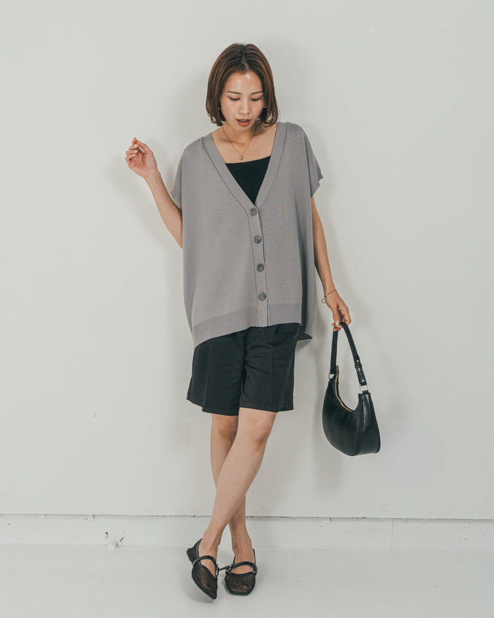 ［SET］VネックRelaxニットベスト + Vintageサテン　ハーフパンツ（2SET）