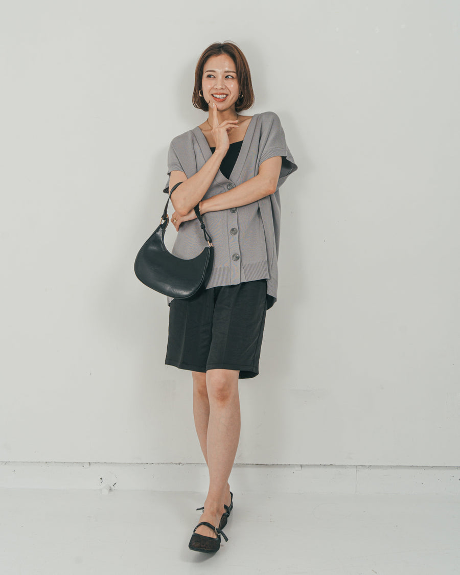［SET］VネックRelaxニットベスト + Vintageサテン　ハーフパンツ（2SET）
