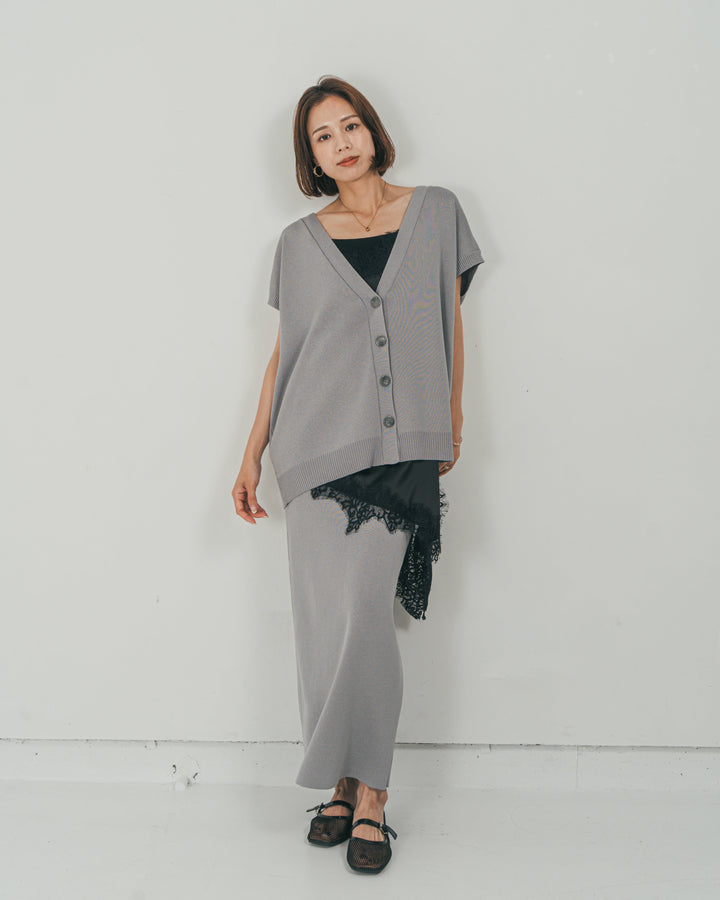 ［SET］VネックRelaxニットベスト + サテンアシメ レースキャミ + Relax Knit ストレートスカート（3SET）