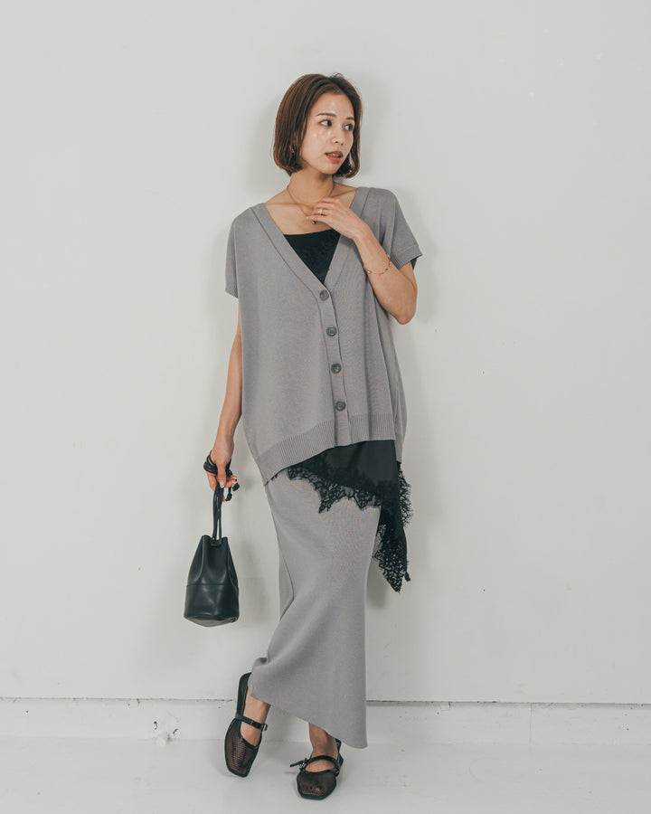 ［SET］VネックRelaxニットベスト + サテンアシメ レースキャミ + Relax Knit ストレートスカート（3SET）