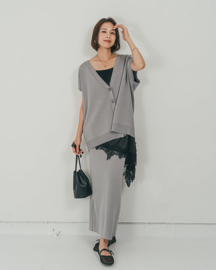［SET］VネックRelaxニットベスト + サテンアシメ レースキャミ + Relax Knit ストレートスカート（3SET）