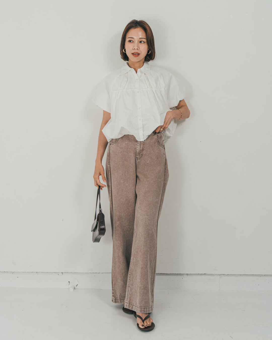 ［SET］バルーンShirringハーフスリーブシャツ + 10oz サイドタック リラックスデニムパンツ（2SET）
