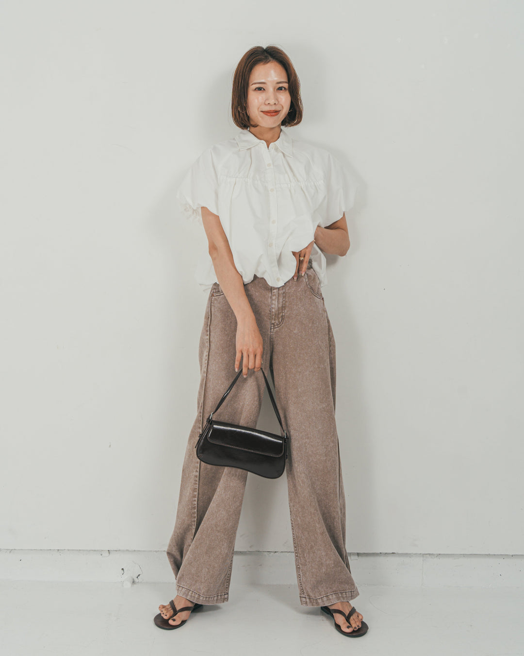 ［SET］バルーンShirringハーフスリーブシャツ + 10oz サイドタック リラックスデニムパンツ（2SET）