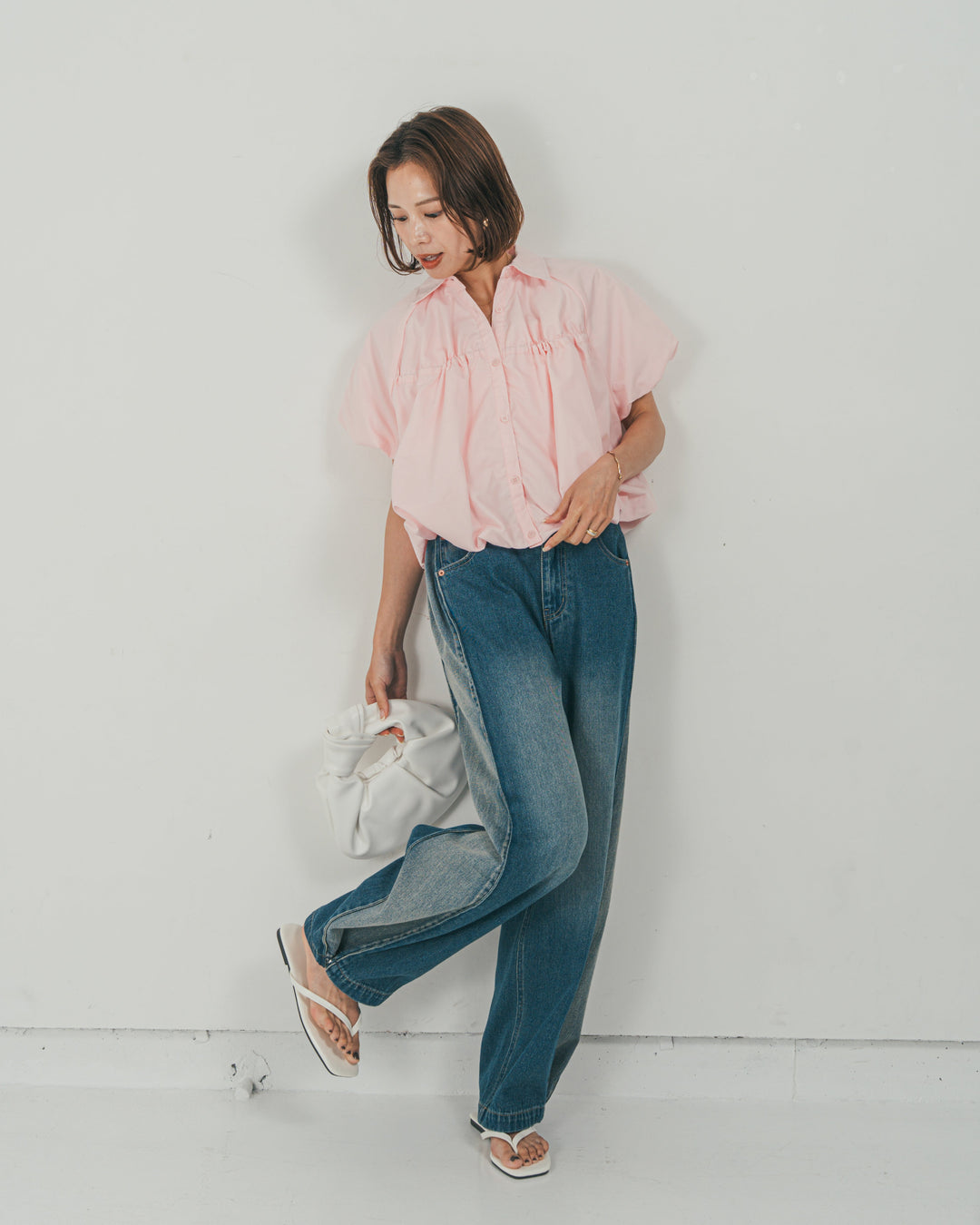 ［SET］バルーンShirringハーフスリーブシャツ + 10oz サイドタック リラックスデニムパンツ（2SET）