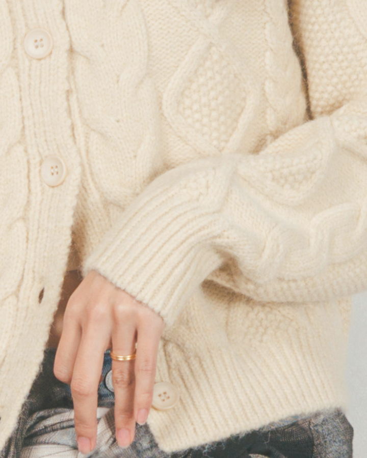 ［SET］ケーブルKnitクルーカーディガン+ワイドTuckイージーデニム（2SET）