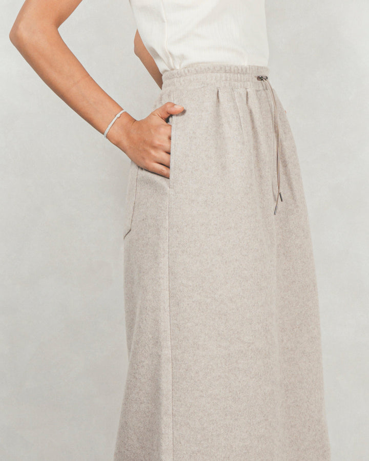 Smoothニットソー Narrowスカート (CHARCOAL)