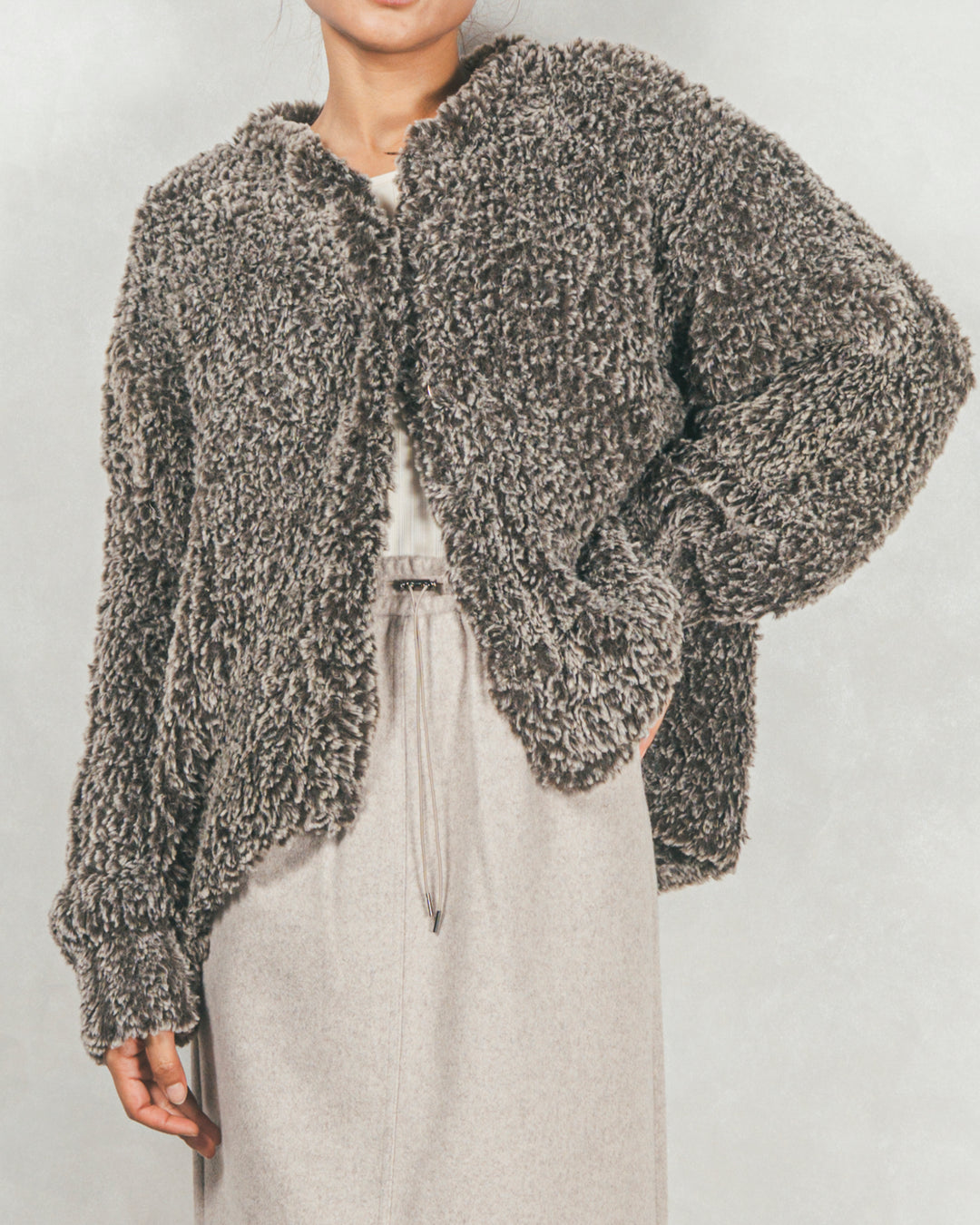 ［SET］ファーニットLuxeカーデコート+レザーライクハーフパンツ（2SET）