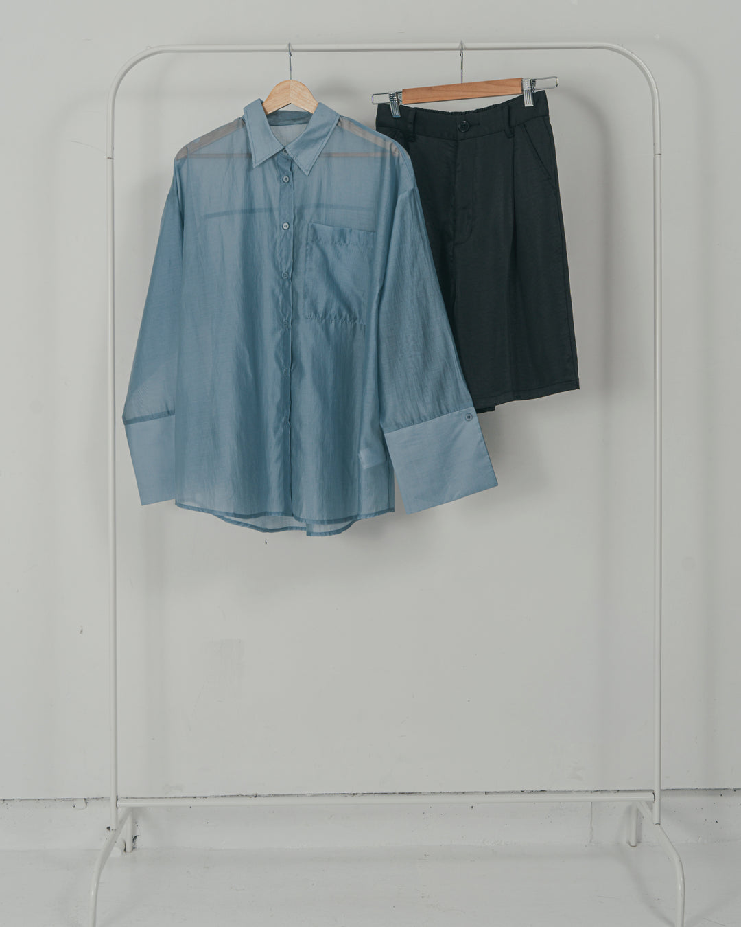 ［SET］Clear Sheer オーバーシャツ + Vintageサテン　ハーフパンツ（2SET）