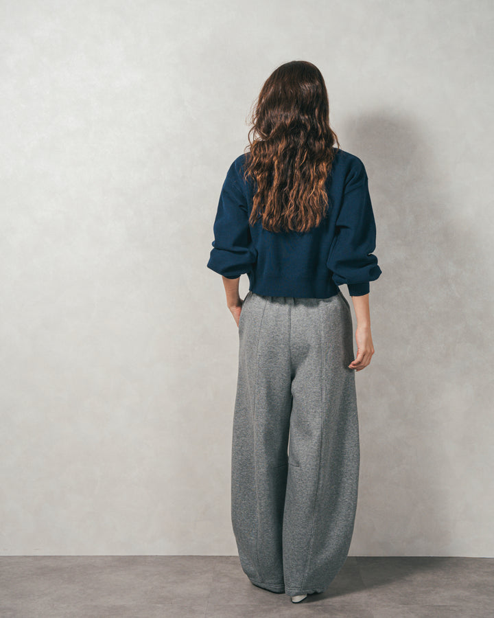 ［SET］スウェットライクロゴ刺繍ニット+Relax 裏起毛カーブパンツ（2SET）