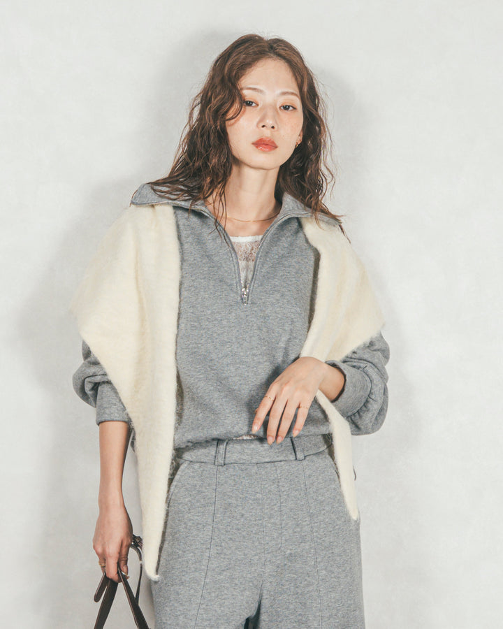 モヘアタッチ マルチTriangleスカーフ（CREAM）