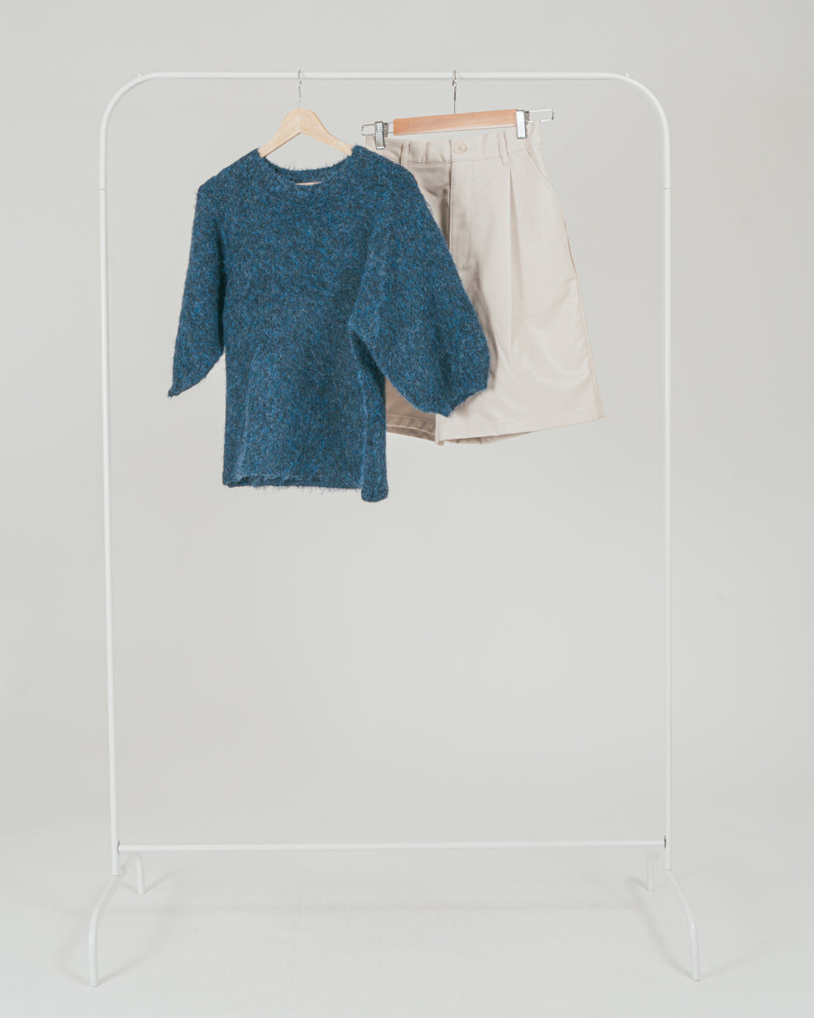 ［SET］フェザータッチハーフスリーブニット + レザーライクハーフパンツ（2SET）