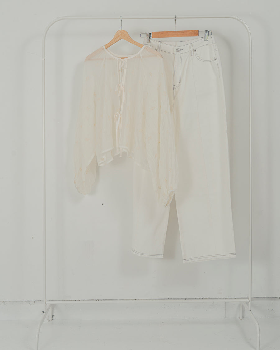 ［SET］フロントリボン刺繍 Veilブラウス + 10oz ニュアンスバイカラー リラックスワイドデニム（2SET）